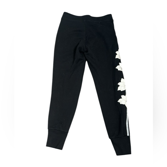 Pink victory secret black emboridry fleece lining jogger size SP black … - Picture 2 of 8